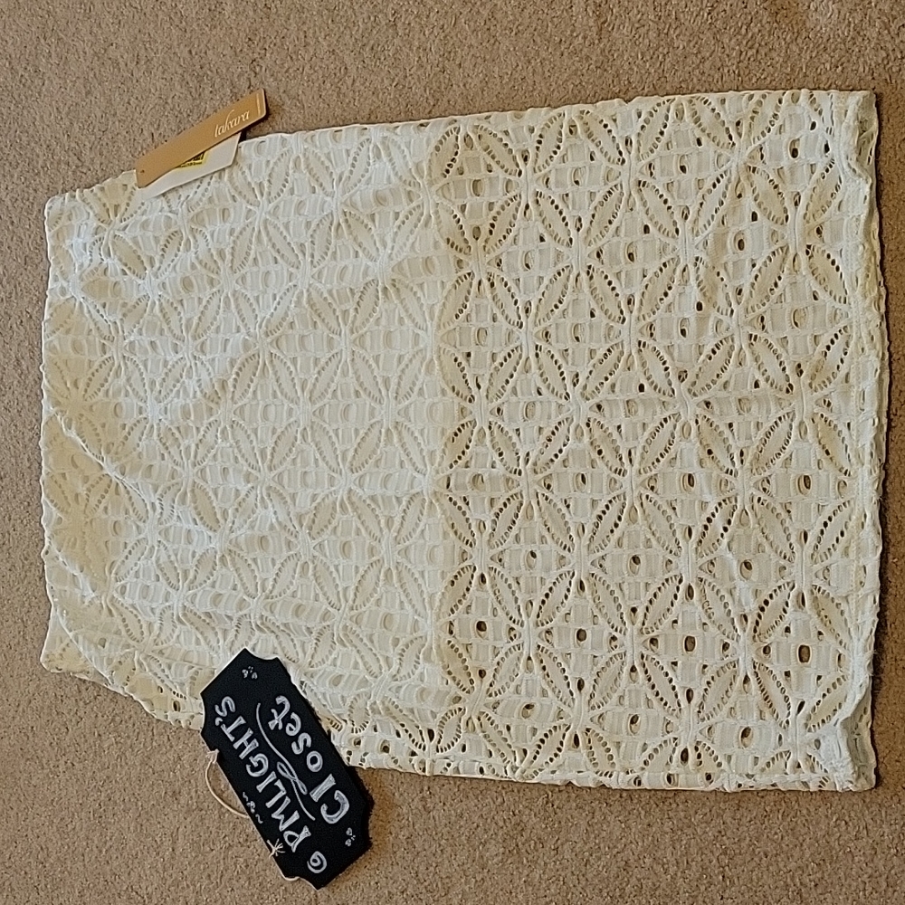 Takara Ivory Lace Skirt Medium New Lined